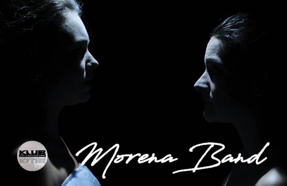 KLUB ZA ZRKADLOM / ANDREA BUČKO & DOMINIKA KAVASCHOVÁ - MORENA BAND
