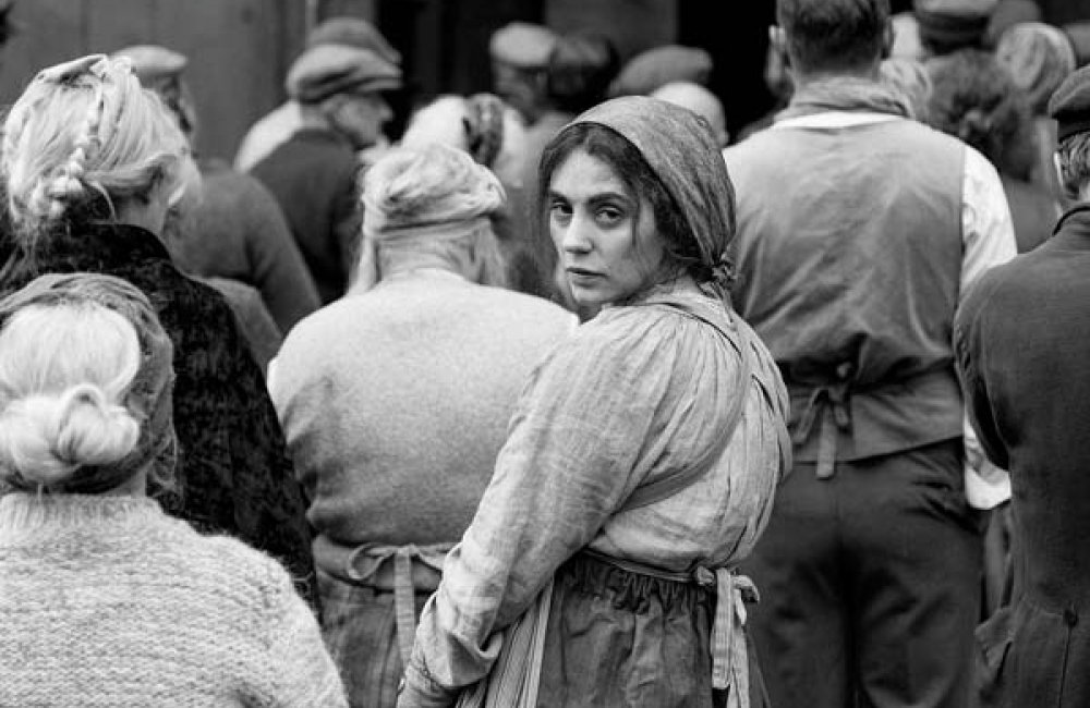 Utajené poklady: DIEVČA S IHLOU (len s preukazom FK)