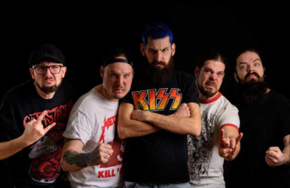 KLUB ZA ZRKADLOM / CATASTROFY - BESNENIE ZBOJNÍKOV  vol. 14